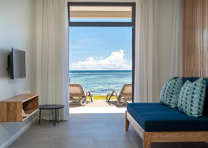 Aparthotel La Desirade 4*