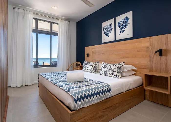 La Desirade Aparthotel 4*